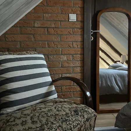 Dvor 13 Maison d'hôtes Hokovce