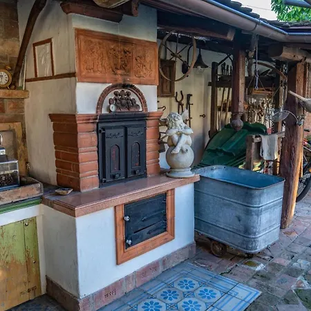 Maison d'hôtes Dvor 13